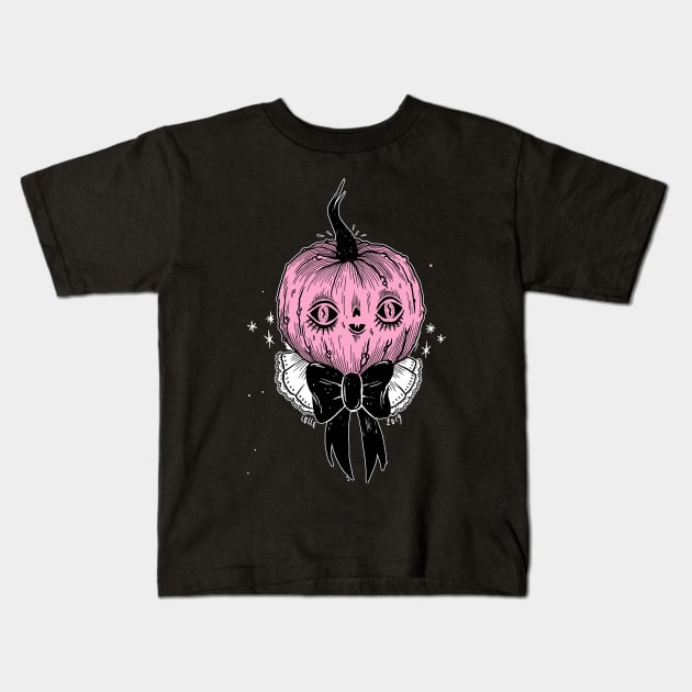 Pumpkin Queen Kids T-Shirt by lOll3